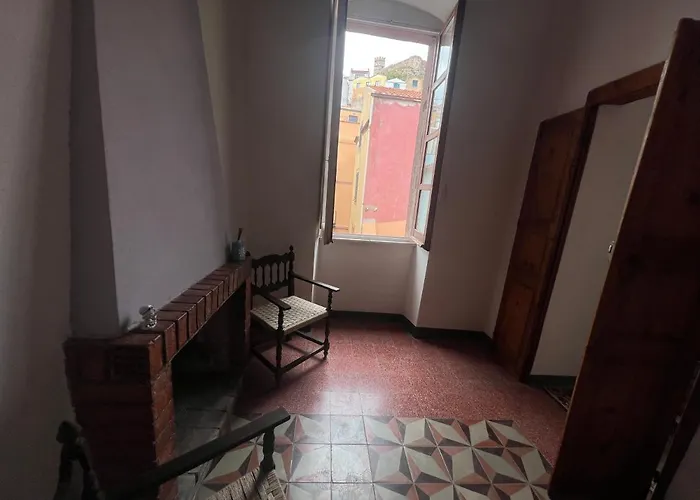 Corso 41 招待所 博萨