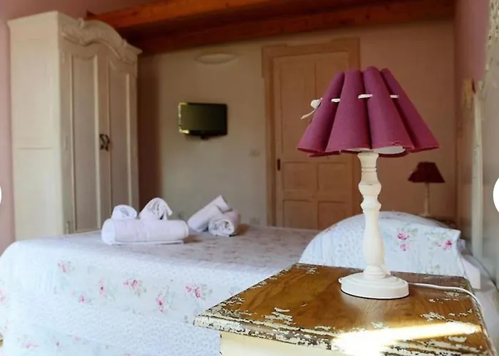 Corso 41 招待所 博萨